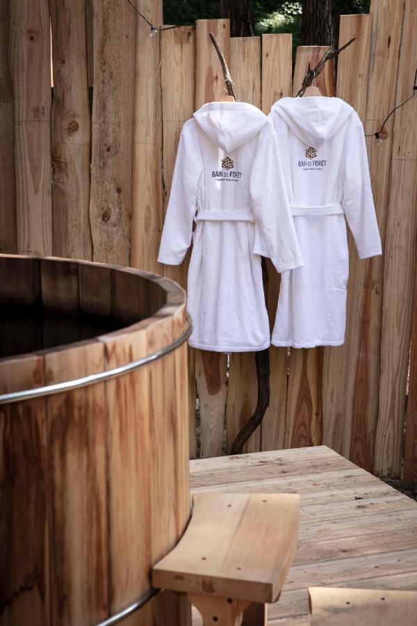 Bain De Foret - Lodges Cosy & Spa นูฟ์ชาเทล-อาร์เดอโลต์ ภายนอก รูปภาพ