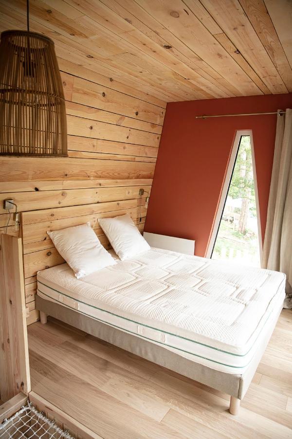 Bain De Foret - Lodges Cosy & Spa นูฟ์ชาเทล-อาร์เดอโลต์ ภายนอก รูปภาพ